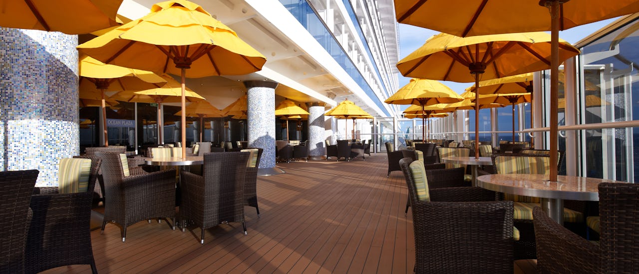 Fanning måltider på utendørsterrassen