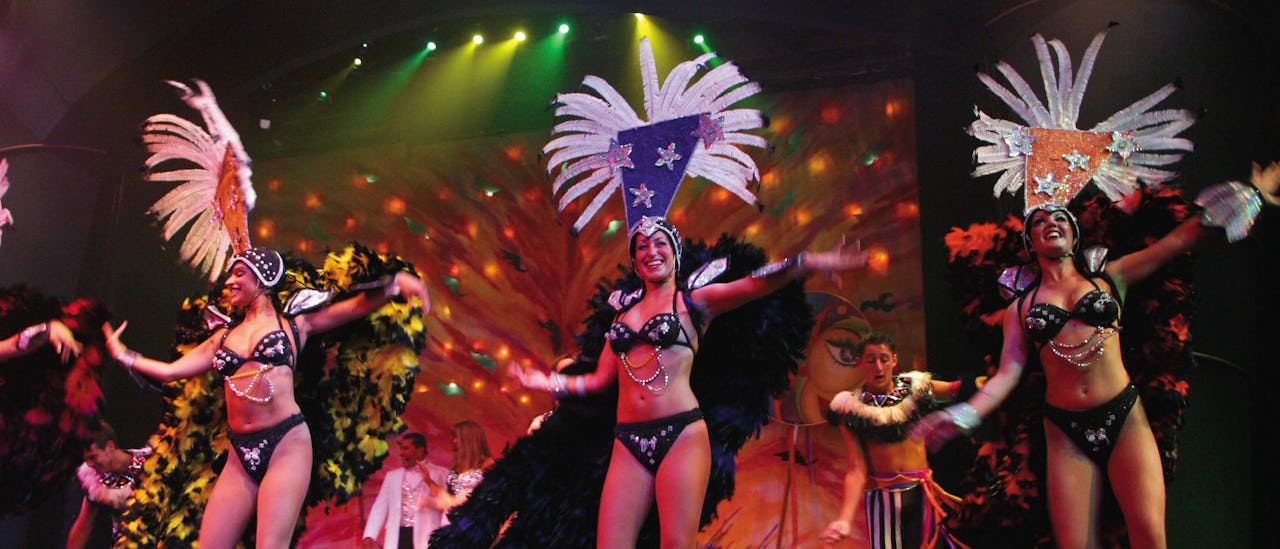 Show i teatret på kvelden.