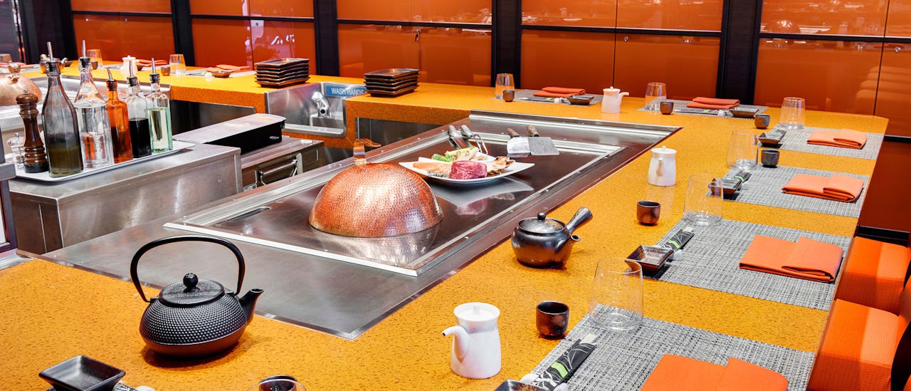 Sushi- och teppanyaki-restaurangen Kaito