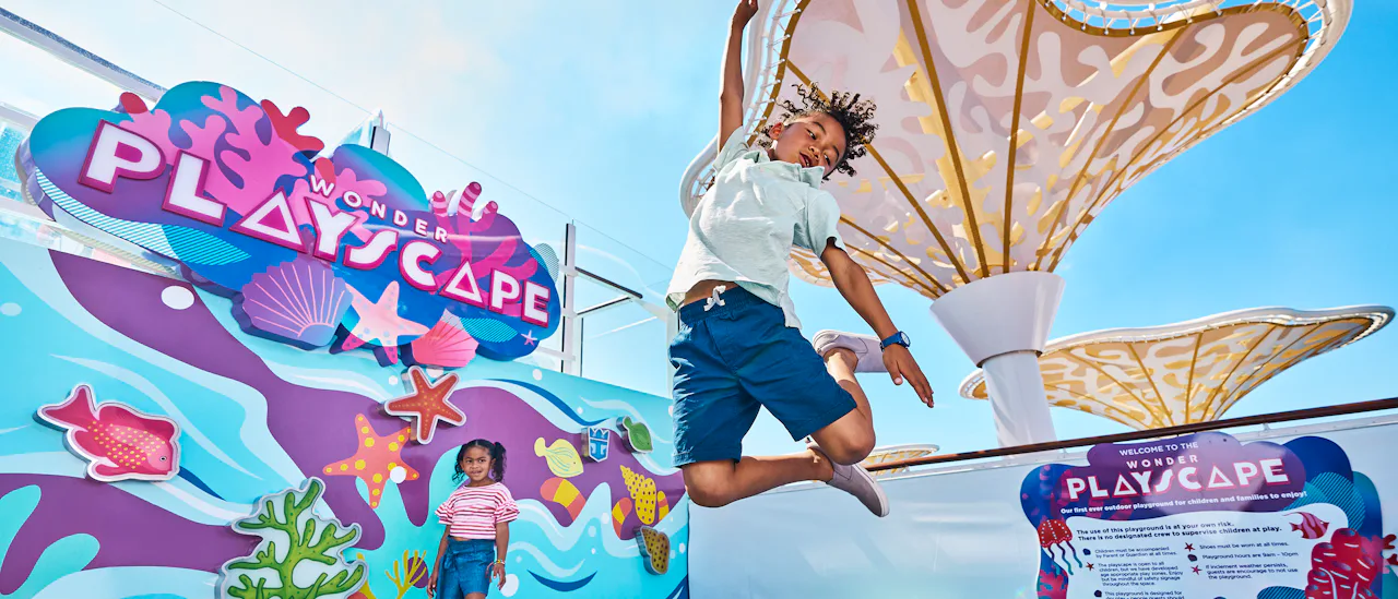 Wonder Playscape – et interaktivt utendørs lekeområde for barn, med en imponerende utsikt