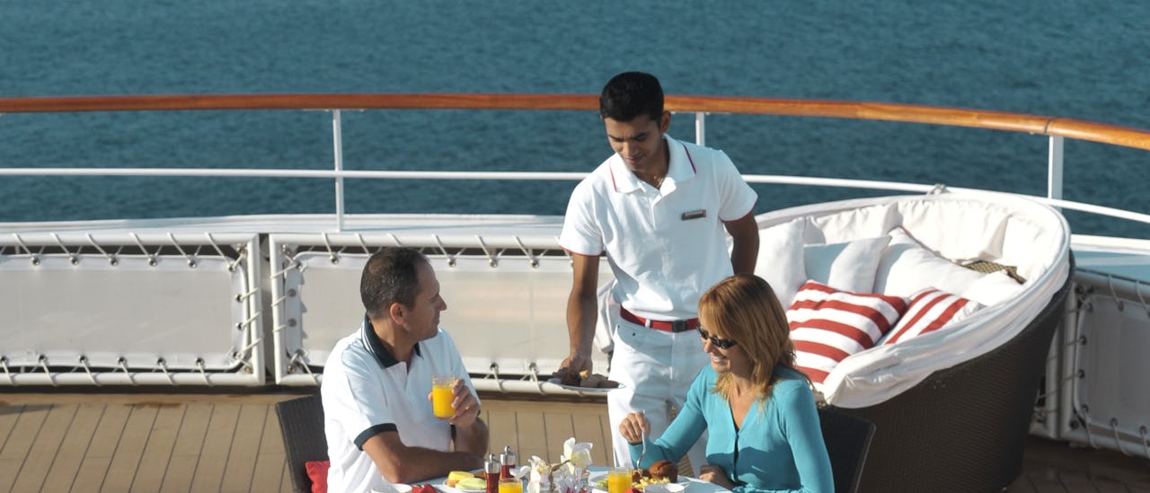 Uteserveringen på buffetrestauranten Le Rodrigues