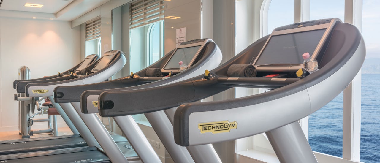 Her kan du ta en treningsøkt mens du ser ut over sjøen.