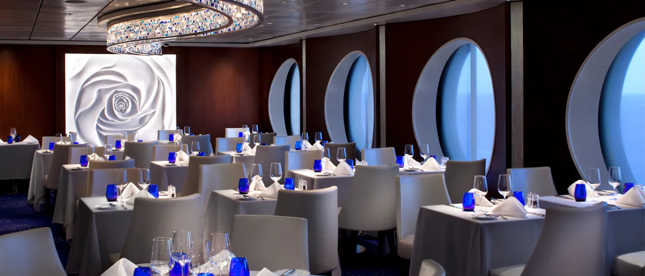 Blu er en eksklusiv restaurant for AquaClass- og suitegjester