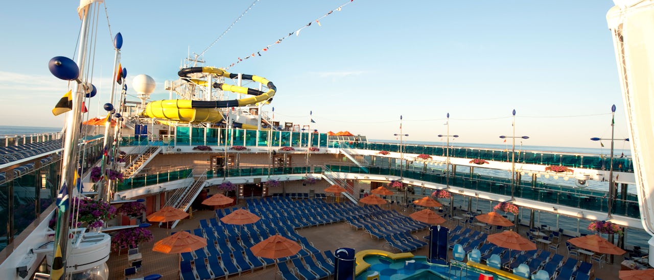 Velkommen til bassengdekket