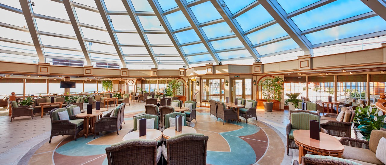 Ta en matbit i vinterhagen