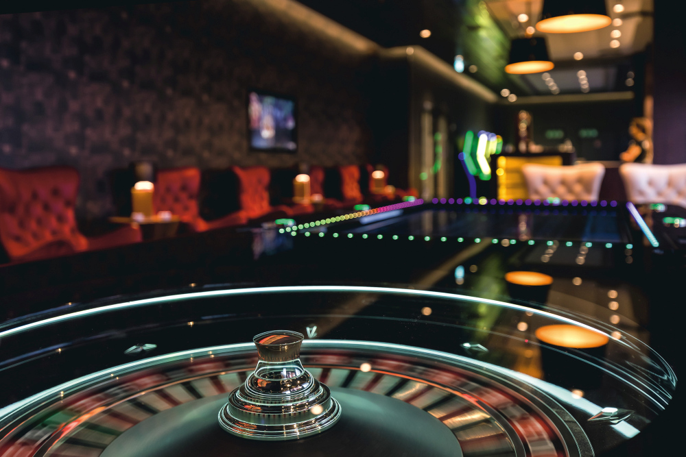 Kasinoet tilbyr en elegant loungeatmosfære for en førsteklasses opplevelse