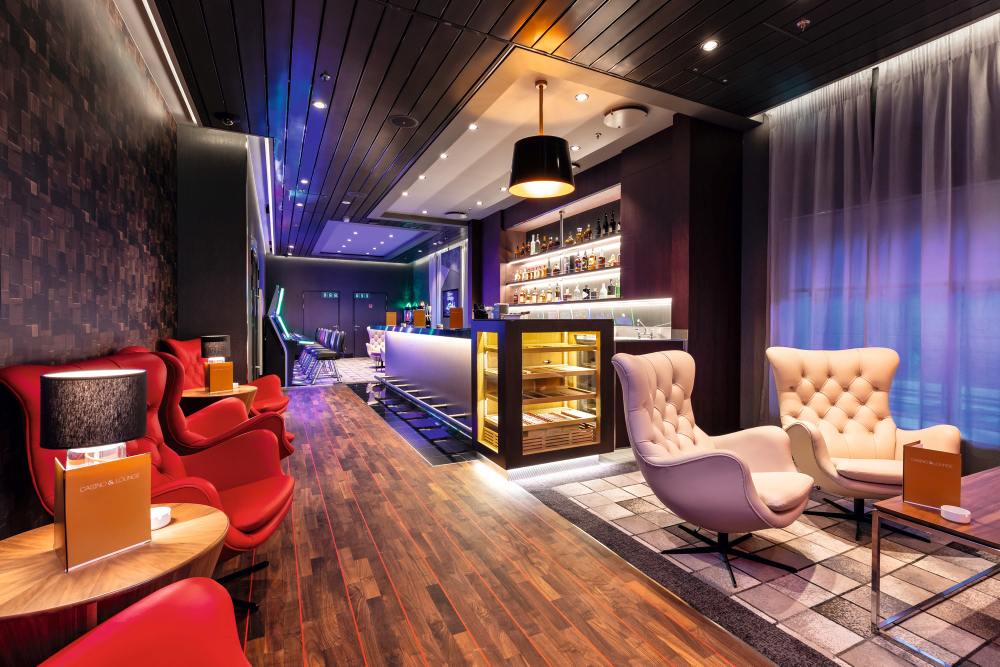 Kasinoet venter på deg med en stilig casino lounge med god atmosfære