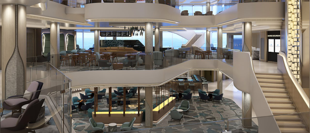 I hjertet av skipet er Penrose Atrium, et tre-dekks atrium. Designet av Miami-baserte Studio Dado