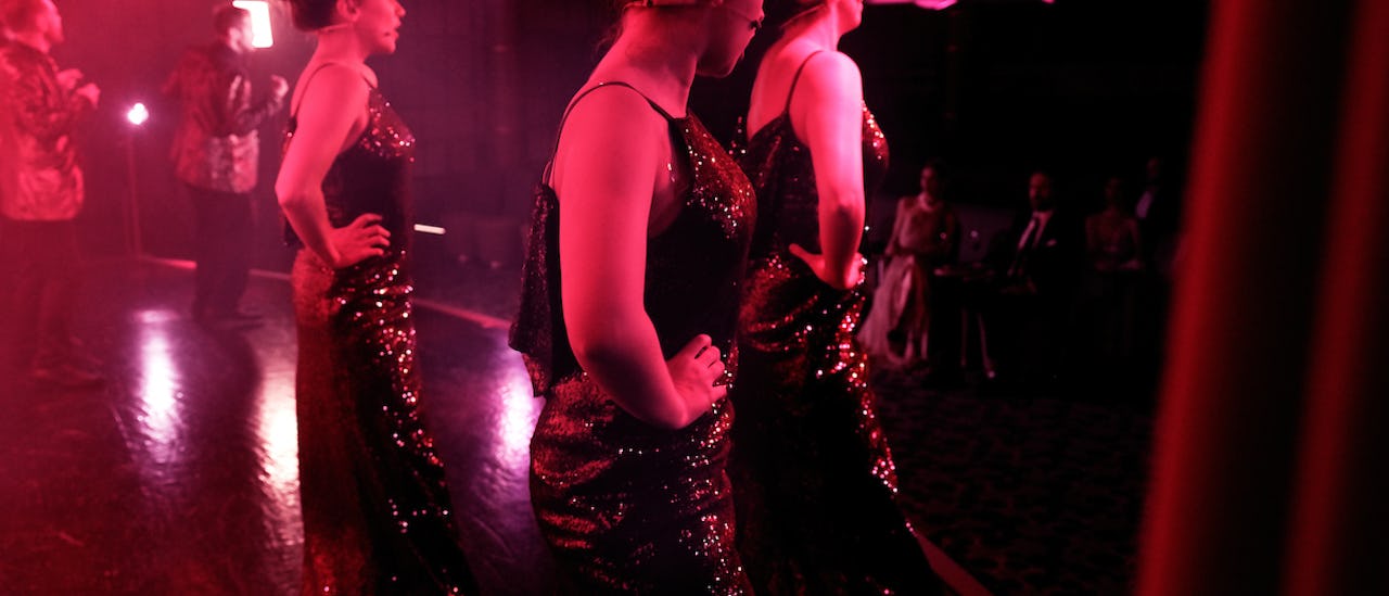 Kos deg med konserter og show i Show Lounge!