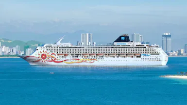 Fly fra Norge, hotell, transfer og cruise