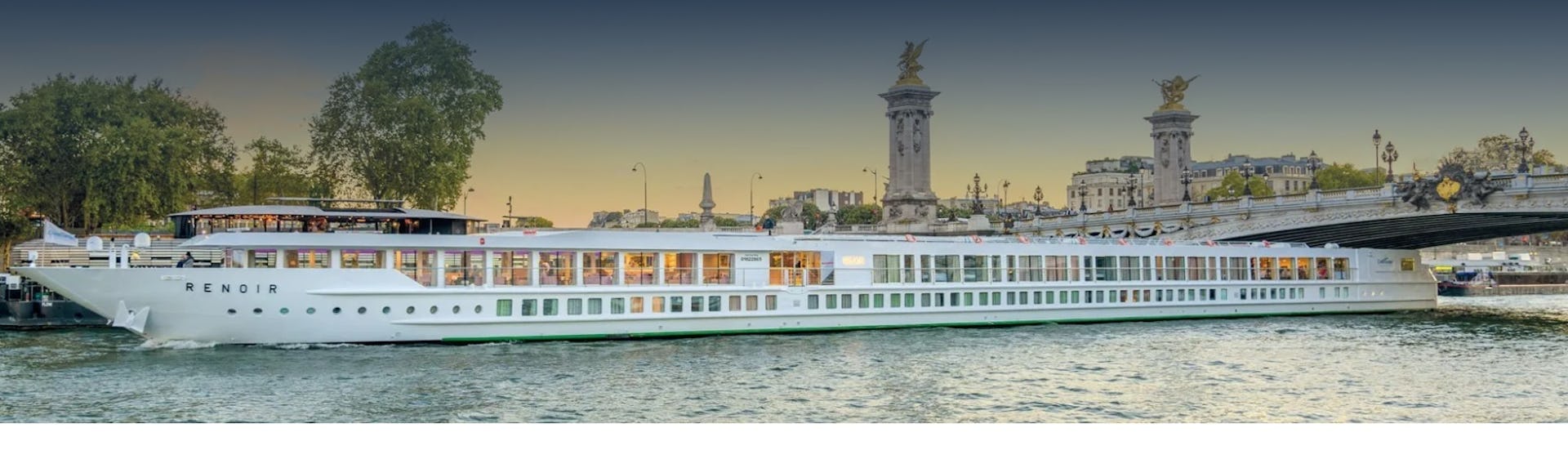 Elvecruise er herlig opplevelse i rolig tempo