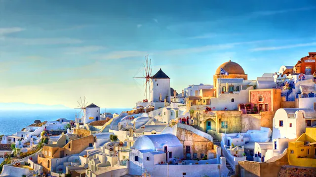 Oversikt over cruise i Middelhavet med ulike ruter og rederier